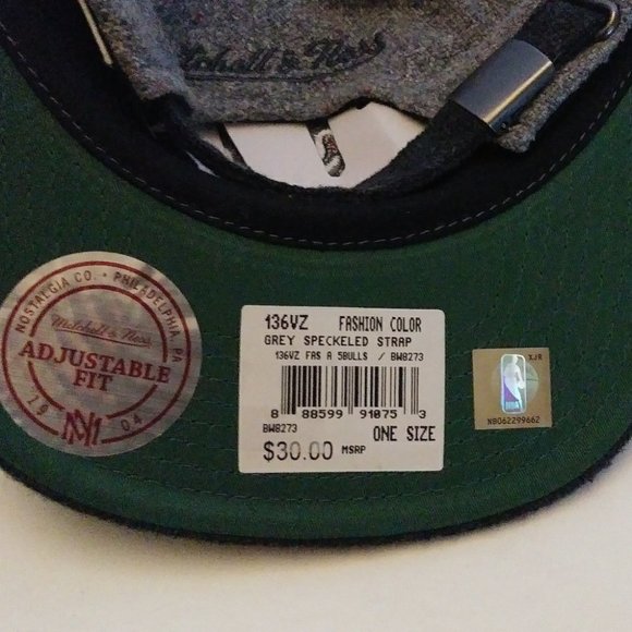 Mitchell&Ness Chicago Bulls Pinch Strap-Back - Picture 3 of 3
